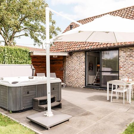 Finca Feliz With Private Jacuzzi & Sauna Oostkamp Bagian luar foto
